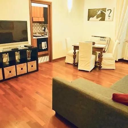 Comfort Spazio E Privacy 2 2 Bagni E Self Check In Nel Cuore Di San Giovanni Appartement Rome