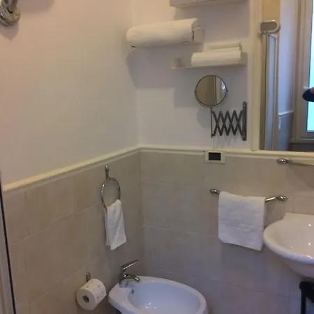 Comfort Spazio E Privacy 2 2 Bagni E Self Check In Nel Cuore Di San Giovanni Appartement